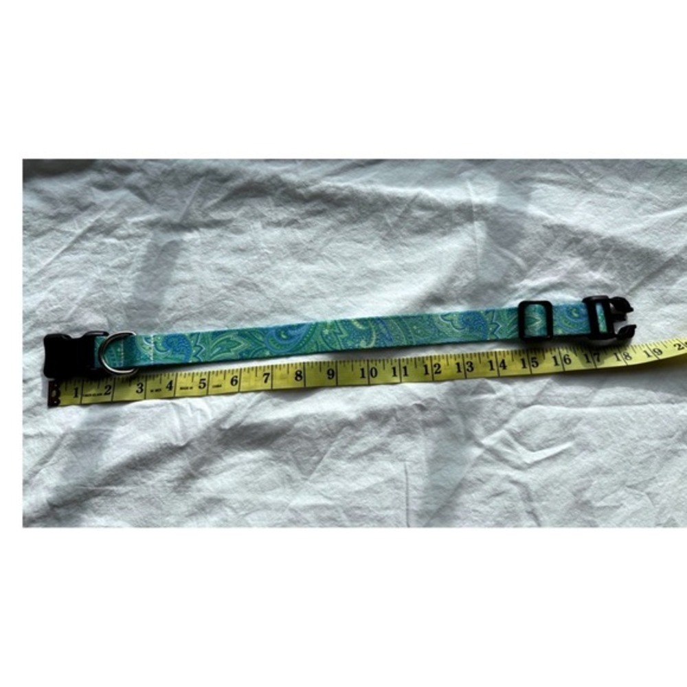 Green‎ and Blue Paisley 1" Wide Dog Collar - Picture 7 of 8